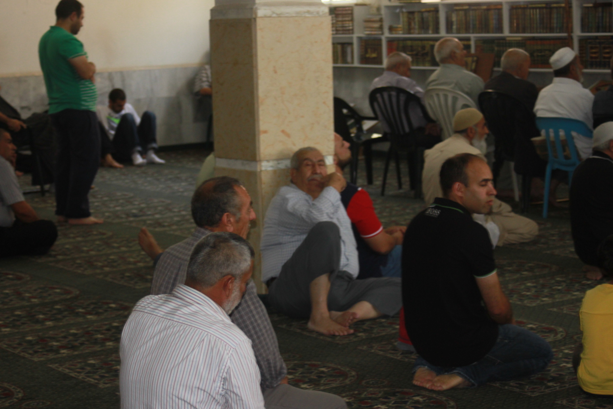 شعائر خطبة وصلاة الجمعة من مسجد عثمان في كفرقاسم